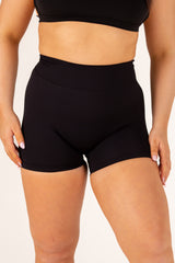 Scrunch Shorts - Black